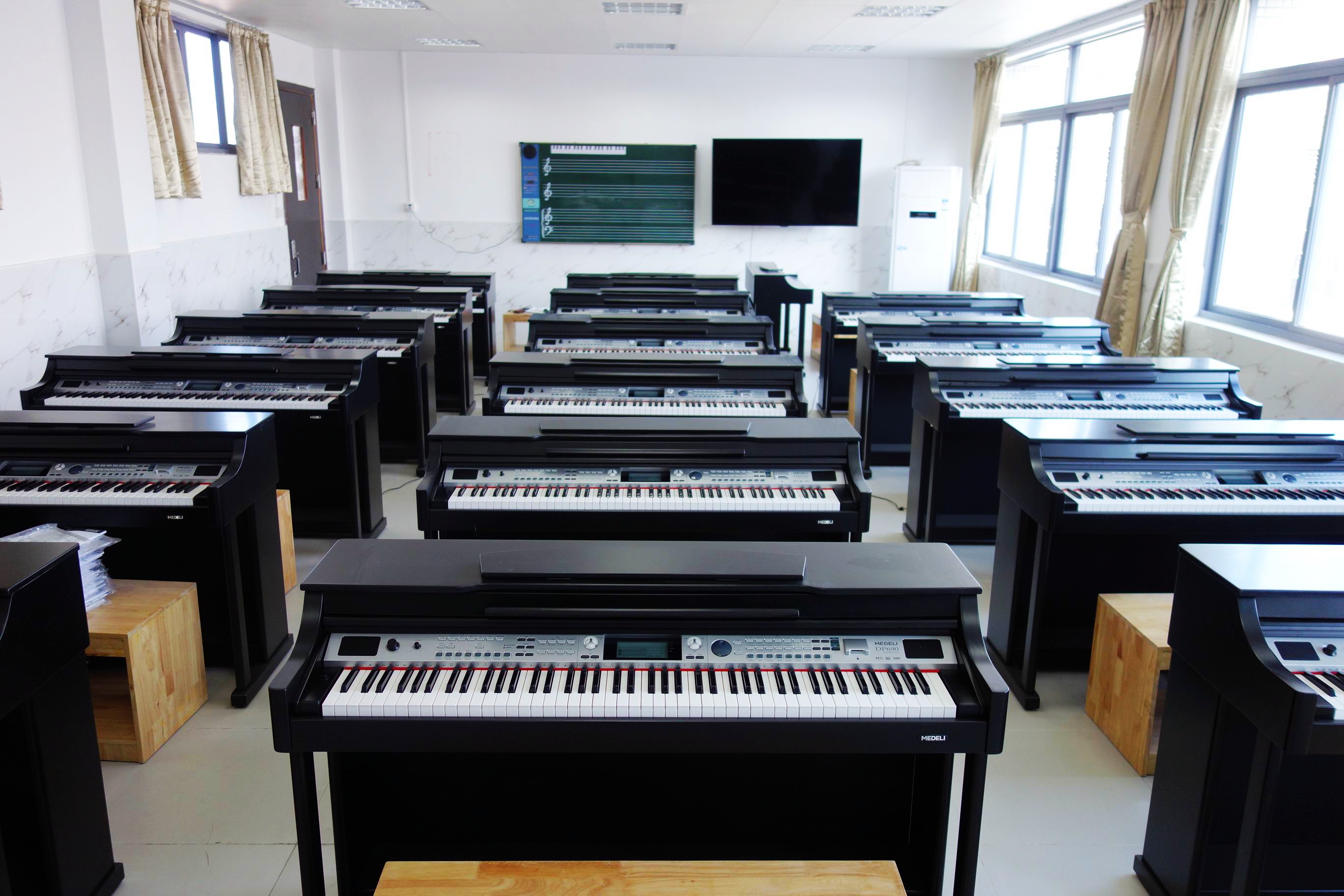 钢琴室